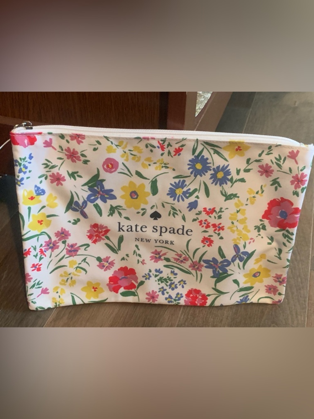kate spade White Floral Zip Pouch with Multicolor Flowers